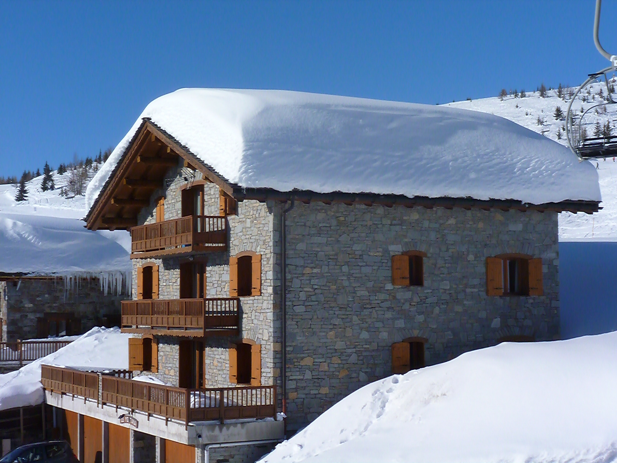 Location de vos vacances dans un chalet dans les Alpes. La Rosière station de ski familiale est située en Tarentaise
