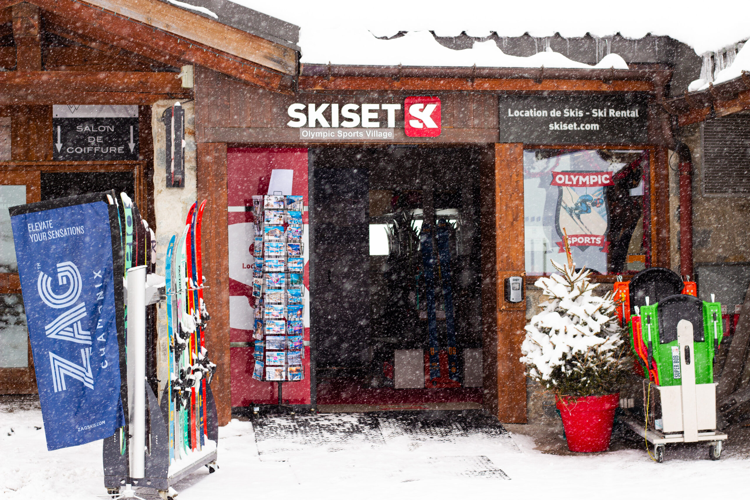 Ski~Mojo, Boutique Officielle